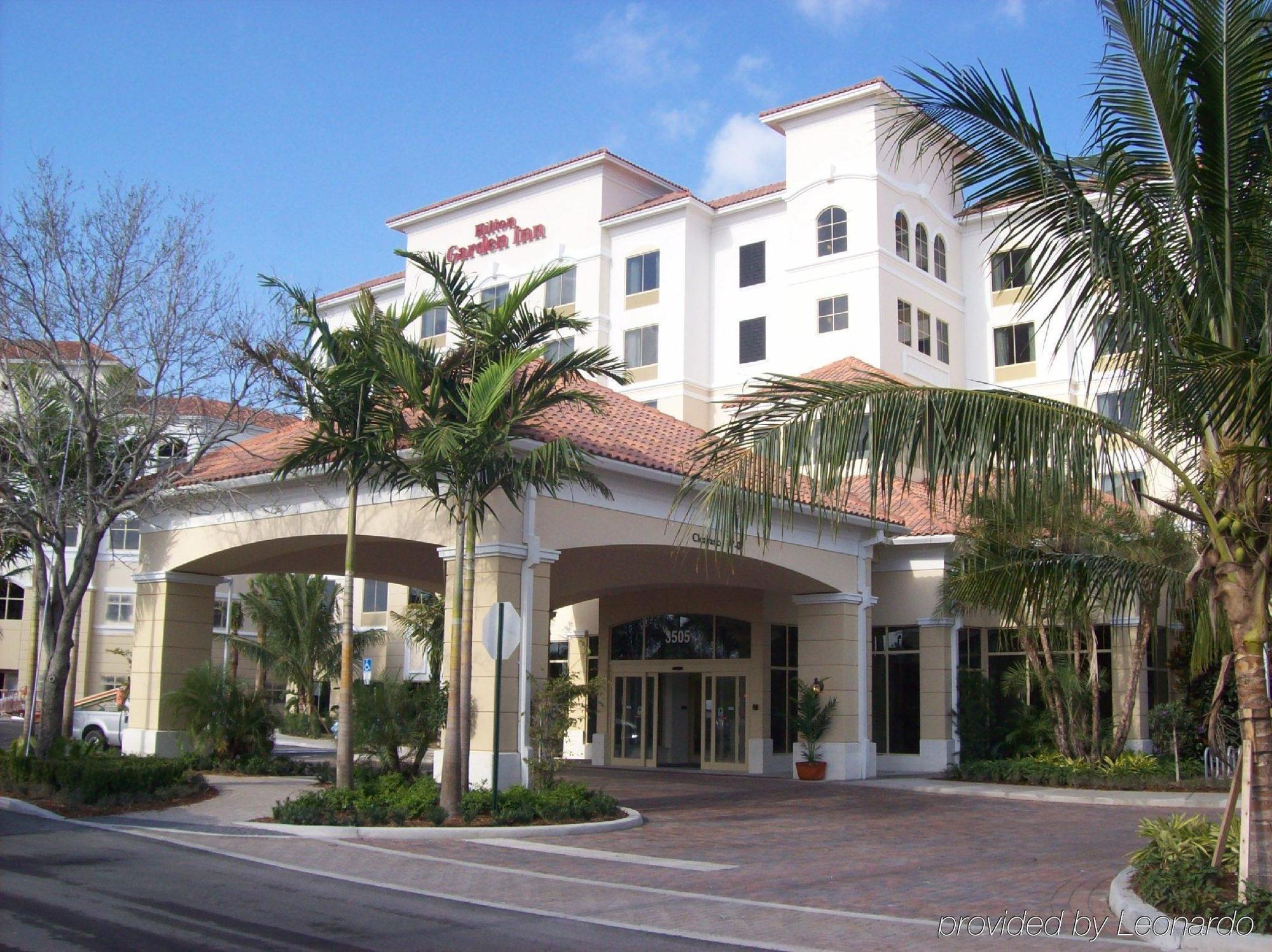 Hilton Garden Inn Palm Beach Gardens Esterno foto